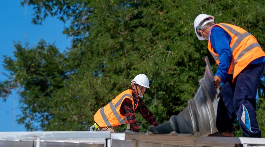 Professional residential roofers in Taft, TX